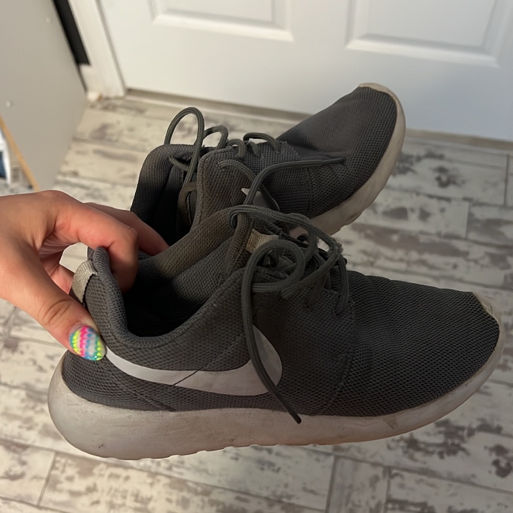 Nike shoes
